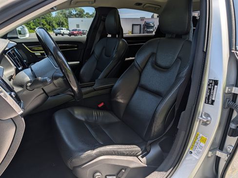 Used 2018 Volvo S90 T5 Momentum w/ Convenience Package AWD/4WD image 14