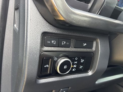 Used 2023 Ford F250 Lariat w/ Tremor Off-Road Package AWD/4WD image 32