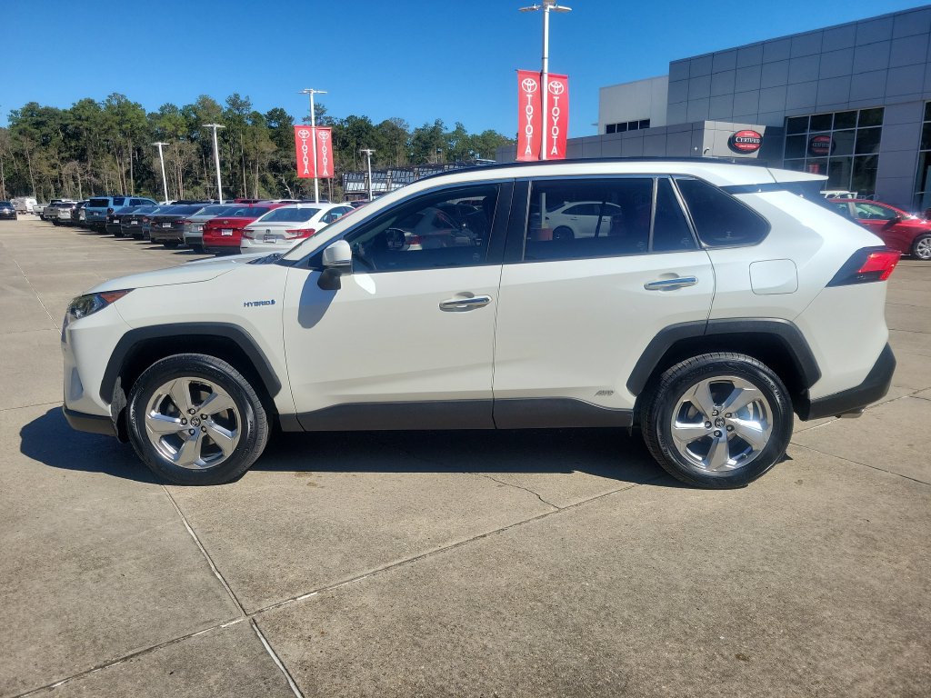 Used 2019 Toyota RAV4 Limited w/ Carpet Mat Package AWD/4WD image 2