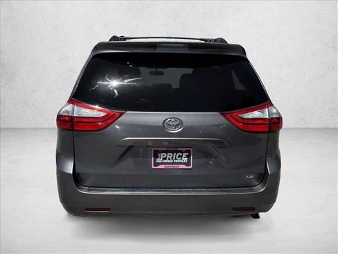 Used 2015 Toyota Sienna LE FWD image 6