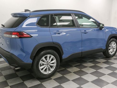 New 2026 Toyota Corolla Cross LE AWD/4WD image 8