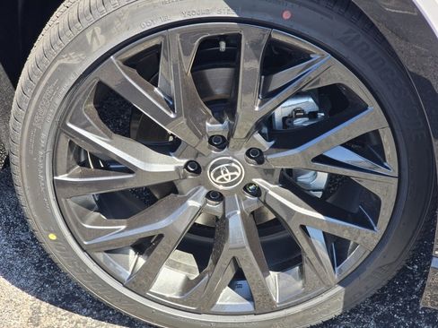 New 2026 Toyota Crown Signia AWD/4WD image 12