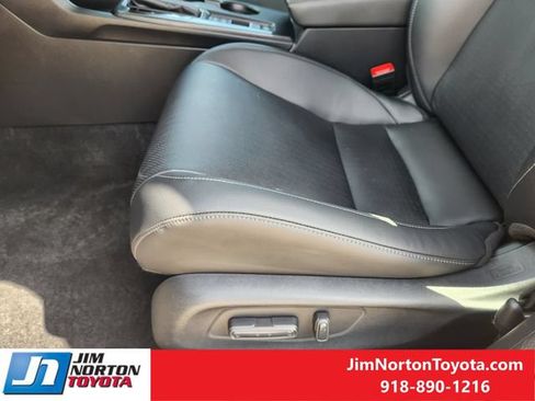 Used 2024 Honda Civic EX-L image 24