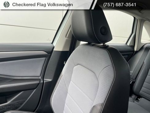 New 2026 Volkswagen Jetta SE image 44