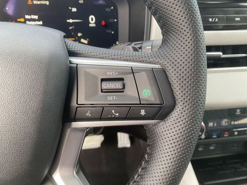 New 2026 Mitsubishi Outlander SEL image 17