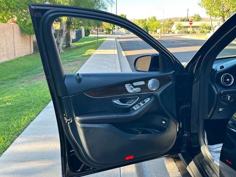 Used 2018 Mercedes-Benz GLC 300 SUV w/ AMG Line image 38