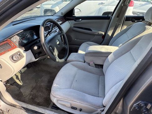 Used 2006 Chevrolet Impala LT FWD image 9