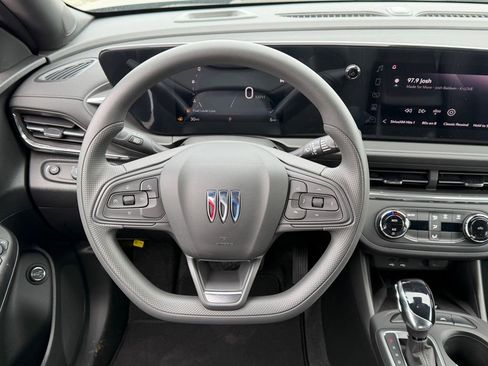 New 2026 Buick Envista Preferred w/ Convenience II Package image 18