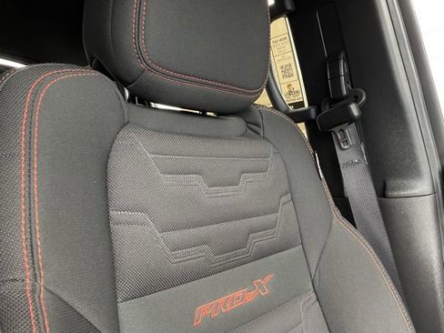 Used 2024 Nissan Frontier Pro-X image 26