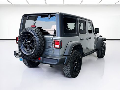 Used 2023 Jeep Wrangler Unlimited w/ Convenience Group AWD/4WD image 4