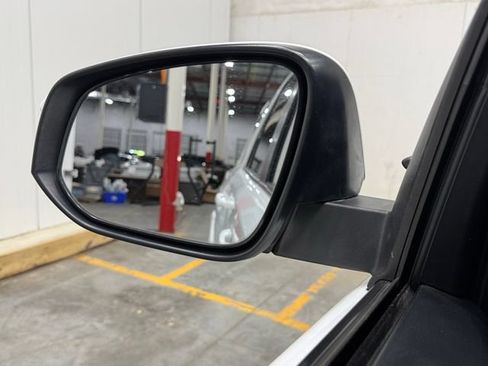 Used 2019 Toyota 4Runner SR5 AWD/4WD image 35