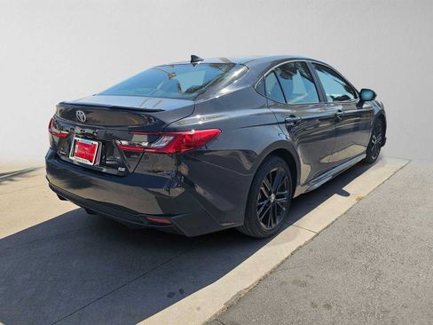 Used 2026 Toyota Camry SE FWD image 3