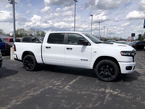New 2026 RAM 1500 Laramie AWD/4WD image 6
