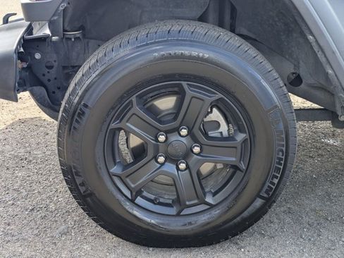 Used 2022 Jeep Wrangler Unlimited Sport AWD/4WD image 23