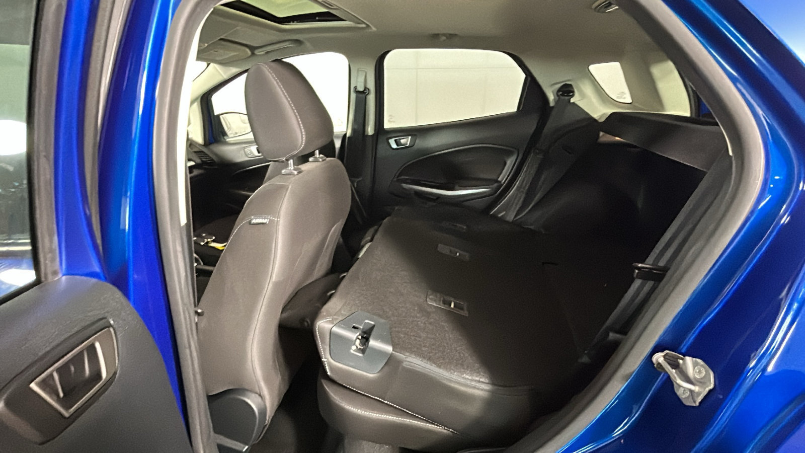 Used 2020 Ford EcoSport SE FWD image 30