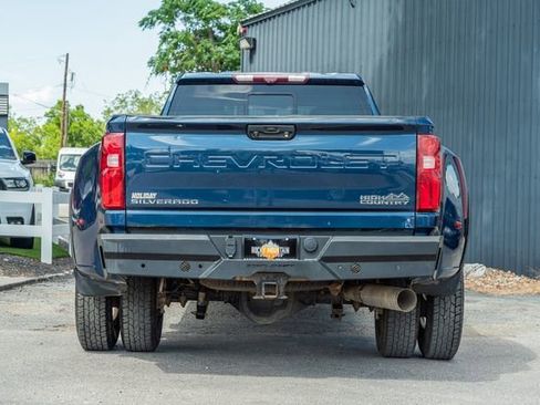 Used 2022 Chevrolet Silverado 3500 High Country image 5