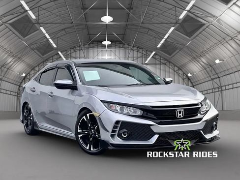 Used 2018 Honda Civic Sport image 14