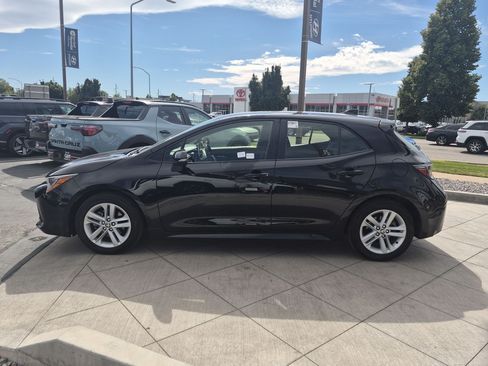 Used 2022 Toyota Corolla SE FWD image 9