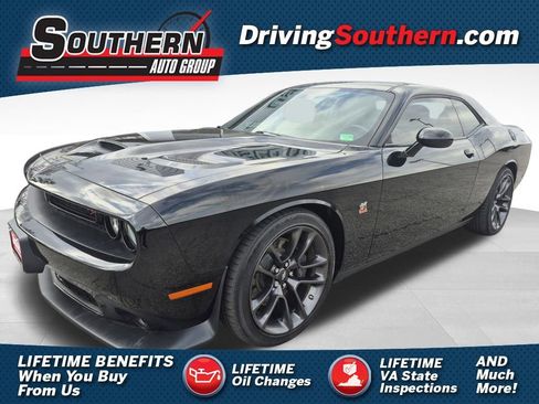 Used 2023 Dodge Challenger R/T Scat Pack w/ Plus Package image 1