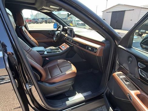 Used 2020 Lincoln Aviator Reserve w/ Equipment Group 201A AWD/4WD image 27