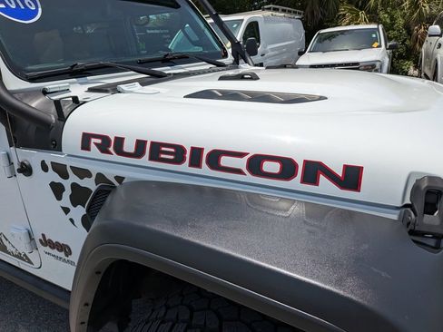 Used 2018 Jeep Wrangler Unlimited Rubicon AWD/4WD image 12