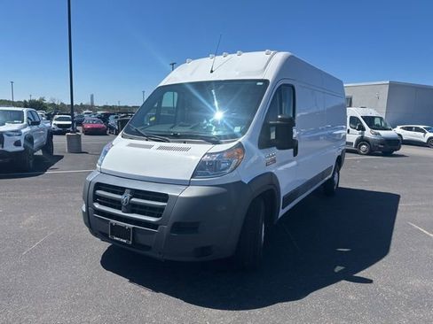Used 2016 RAM ProMaster 2500 w/ Mopar Trailer Tow Group FWD image 3