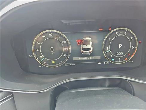 New 2026 Jaguar F-PACE R-Dynamic S image 17