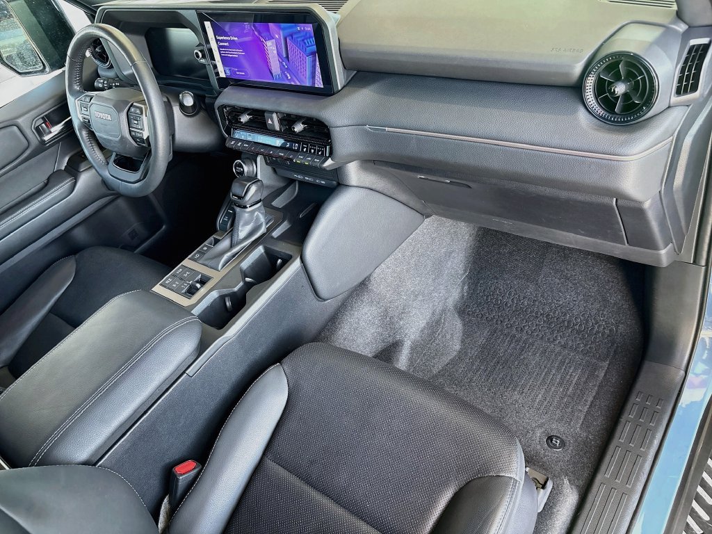 Used 2025 Toyota Land Cruiser AWD/4WD image 17