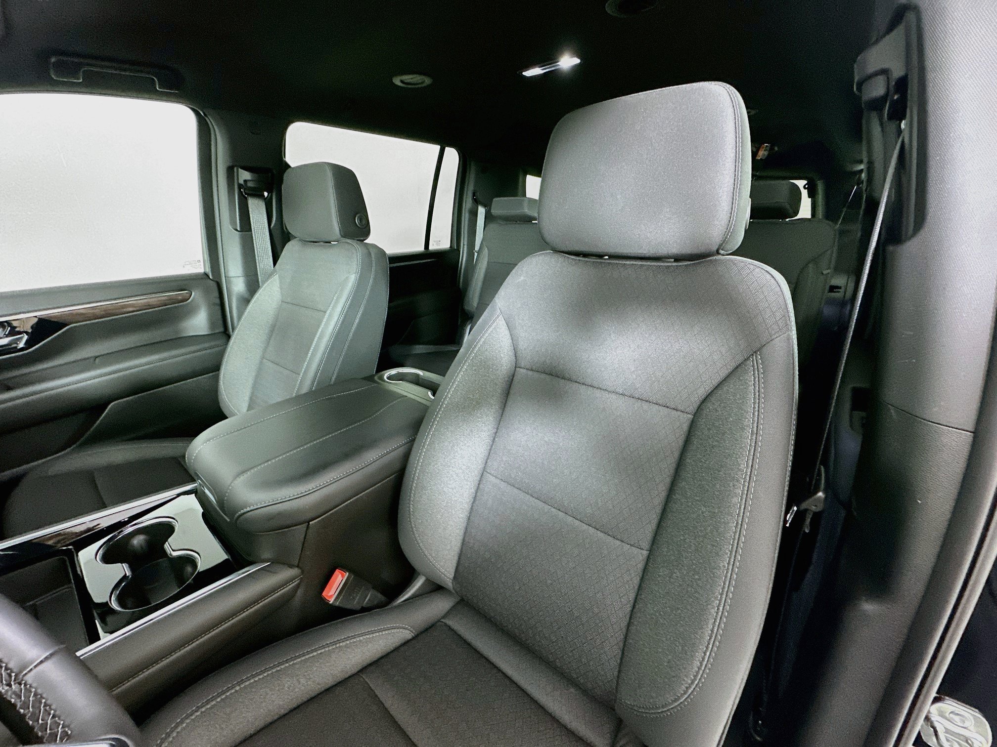 Used 2026 Chevrolet Suburban LS w/ LS Custom Edition AWD/4WD image 20
