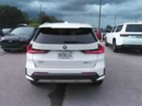 Used 2025 BMW X1 xDrive28i AWD/4WD image 10