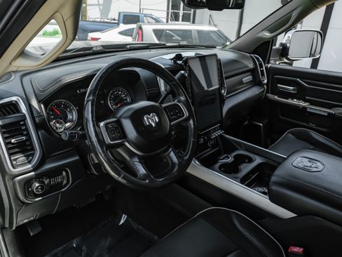 Used 2019 RAM 3500 Laramie AWD/4WD image 2