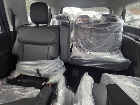 New 2026 Ford Expedition Max Active image 24