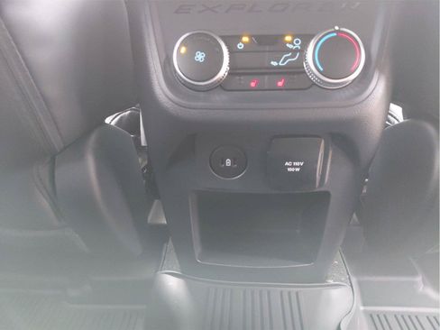 New 2026 Ford Explorer ST-Line w/ ST-Line Street Pack AWD/4WD image 21