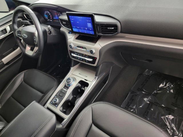 Certified 2024 Ford Explorer XLT w/ Equipment Group 202A AWD/4WD image 19