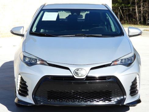 Used 2017 Toyota Corolla SE image 22