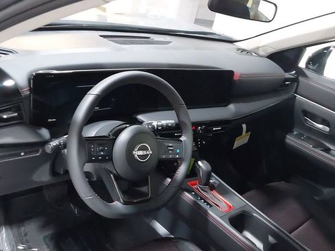New 2026 Nissan Kicks SR w/ Illumination Package AWD/4WD image 19