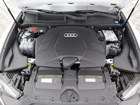 Used 2025 Audi Q8 Premium Plus w/ Premium Plus Package image 31