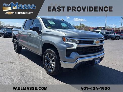 Used 2024 Chevrolet Silverado 1500 LT AWD/4WD image 3