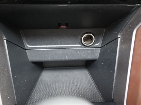 Used 2018 Subaru Forester 2.5i Touring w/ Popular Package #3B image 6