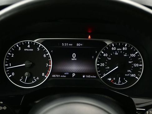 Used 2025 Nissan Pathfinder SV AWD/4WD image 27
