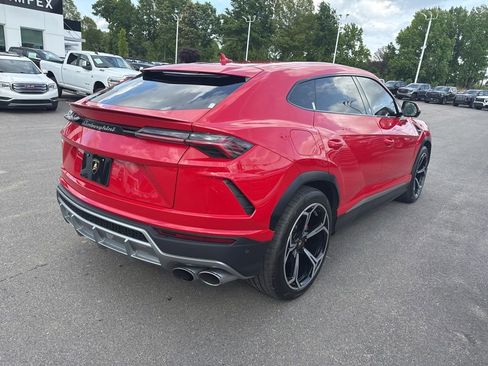 Used 2022 Lamborghini Urus AWD/4WD image 5