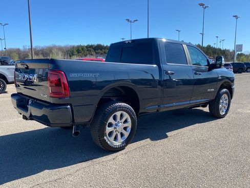 New 2026 RAM 2500 Laramie w/ Sport Appearance Package AWD/4WD image 6