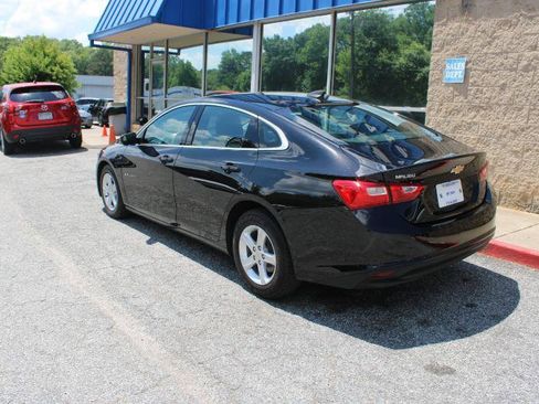 Used 2020 Chevrolet Malibu LS FWD image 4