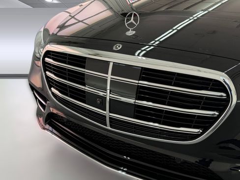 New 2026 Mercedes-Benz S 580e 4MATIC Sedan image 18