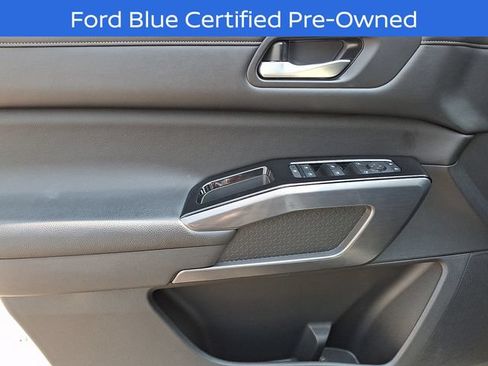 Used 2022 Nissan Pathfinder SL w/ SL Premium Package AWD/4WD image 16