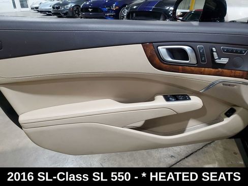 Used 2016 Mercedes-Benz SL 550 image 8