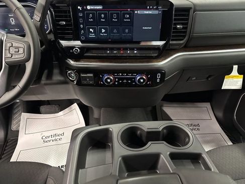 Used 2026 GMC Sierra 2500 SLE w/ SLE Value Package; image 18