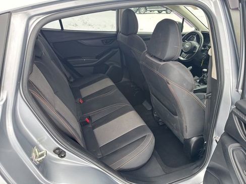 Used 2020 Subaru Crosstrek 2.0i Premium image 16