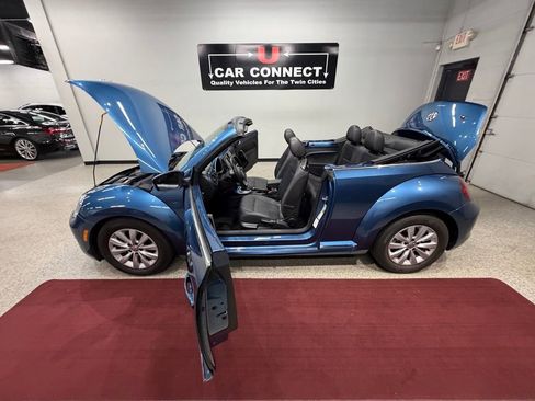 Used 2019 Volkswagen Beetle 2.0T S FWD image 53