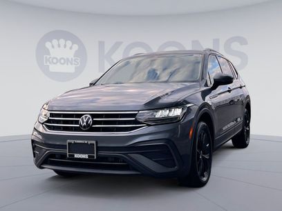 Used 2024 Volkswagen Tiguan SE